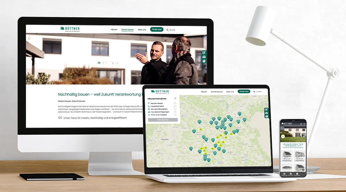 Startseite der Website von Büttner Massivhaus auf einem Desktop-Bildschirm