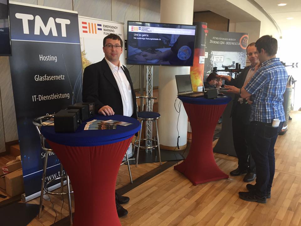 TMT Stand bei Katastrophenschutz Kongress mit EWF und Fraunhofer